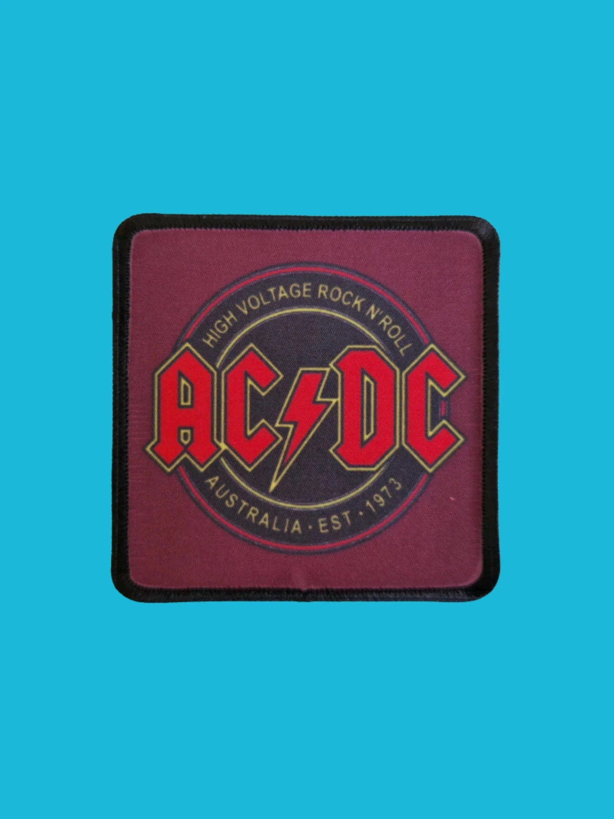 Patch AC/DC - High Voltage Rock N' Roll - Imprimé - Carré de 7,5 x 7,5 centimètres